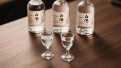 当中国酒业的“传火人”